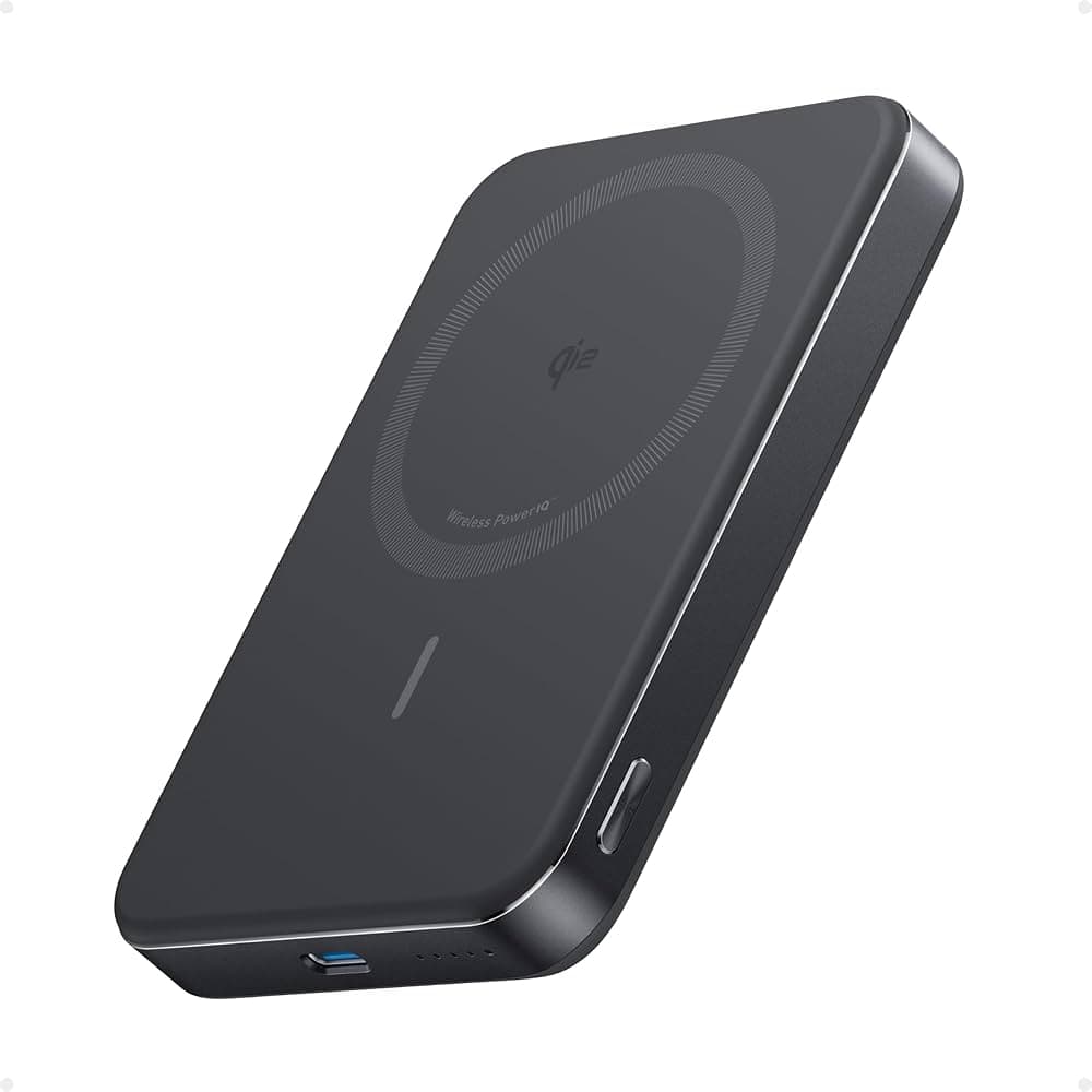 Anker MagGo Power Bank - بطارية محمولة مغناطيسية Qi2 Anker MagGo Power Bank 10K - بطارية محمولة مغناطيسية Qi2 لمندوبي Wolt مع iPhone. شحن لاسلكي سريع مع حامل مدمج.